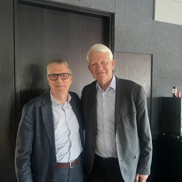Gunnar Baldvinsson, Arnar Sigurmundsson