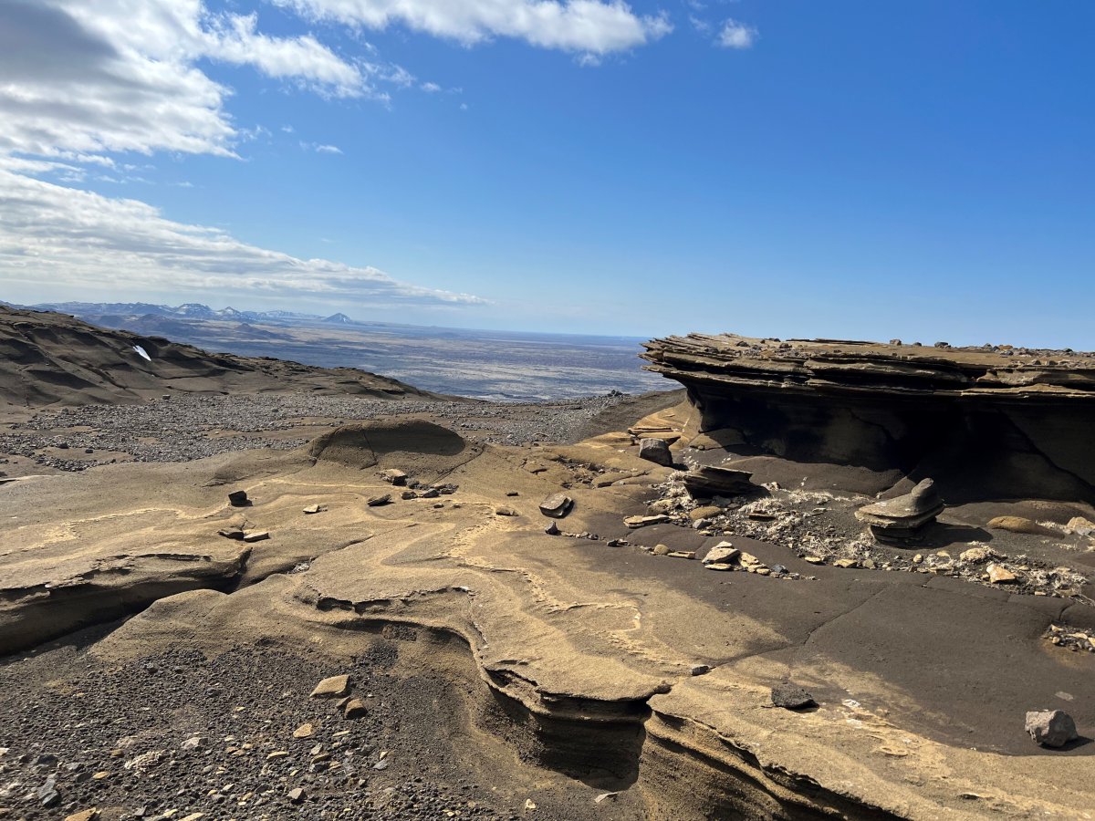 Samningar skulu standa